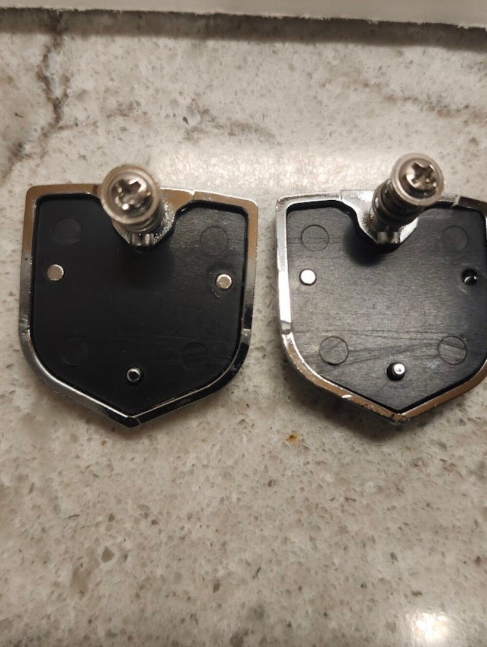 Dodge Ram Black Dashboard Accordian Sun Shade & 2 Ram Liscense Plate Screw Cover - Picture 8 of 10